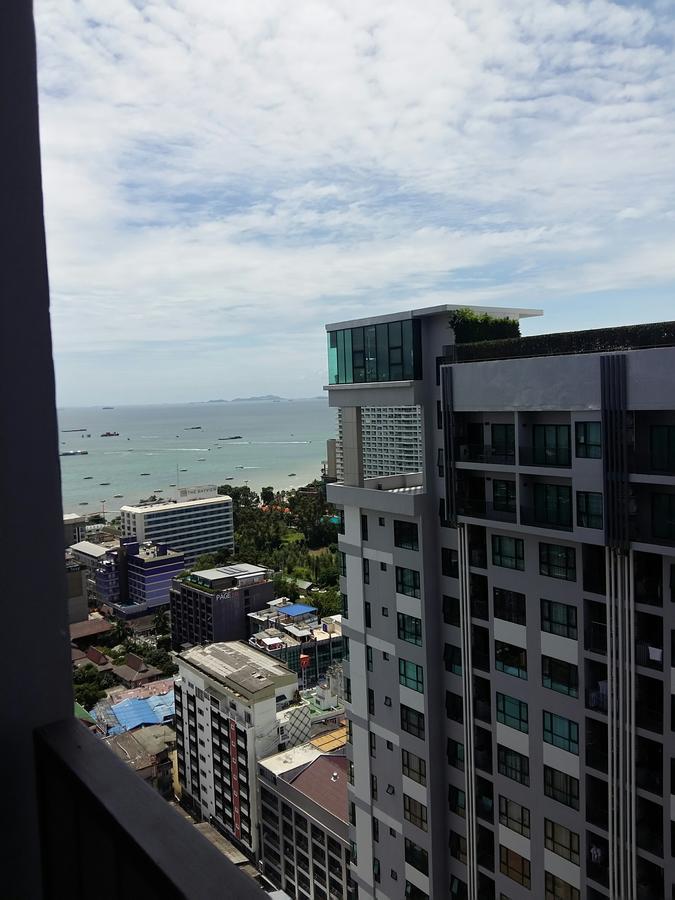 The Base Central Pattaya By Nkl Exteriör bild