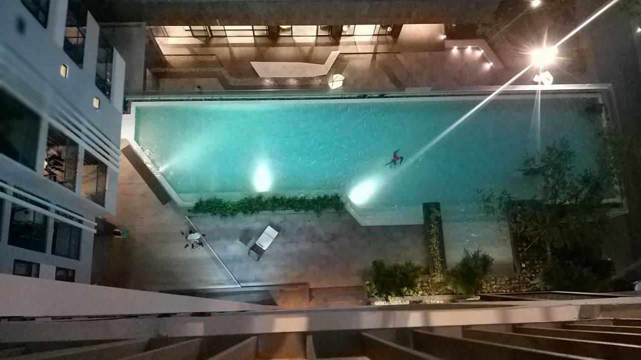 The Base Central Pattaya By Nkl Exteriör bild